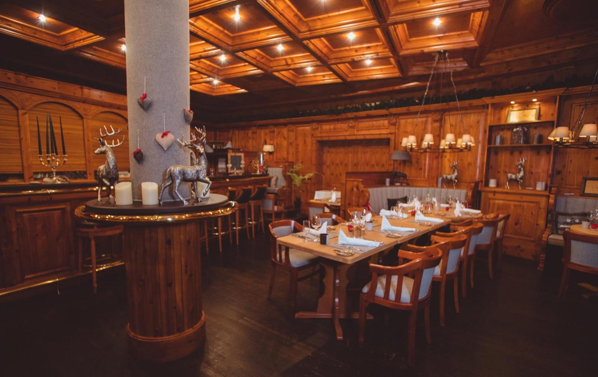 Vila Vita Rosenpark Marburg Eksteriør billede Restaurant in the Hotel Axelmannstein