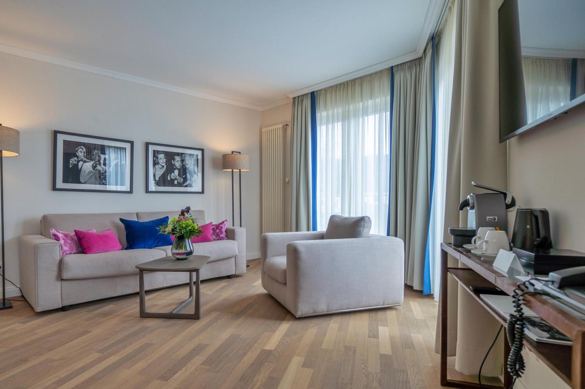 Vila Vita Rosenpark Marburg Eksteriør billede A suite at the Hotel Axelmannstein