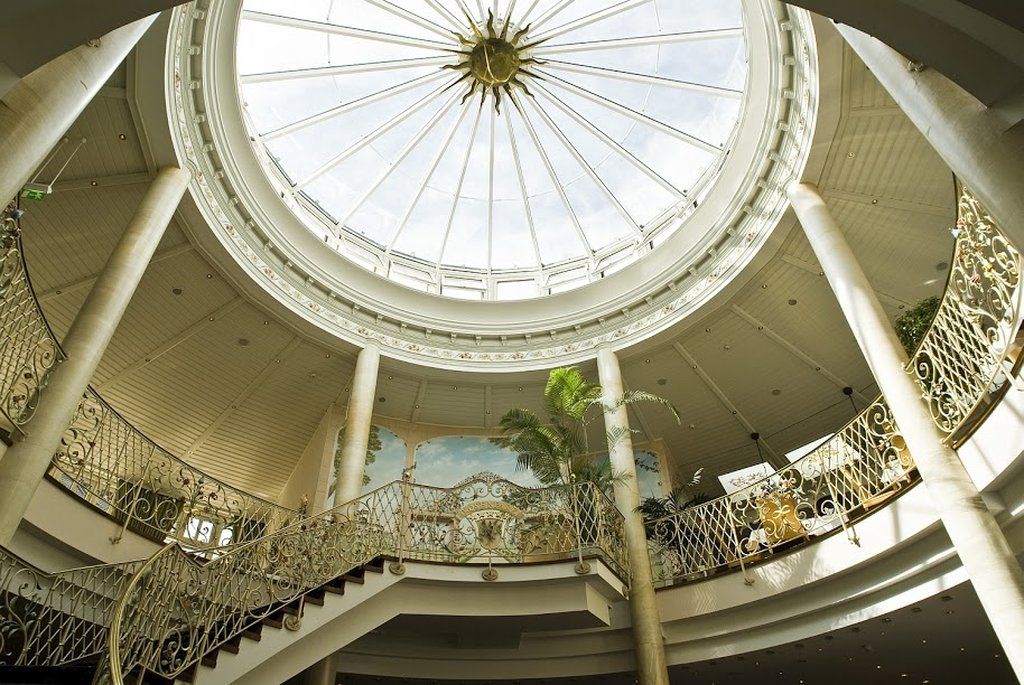 Vila Vita Rosenpark Marburg Eksteriør billede The interior of the hotel